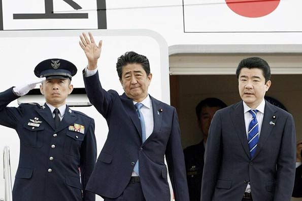 نخست‌وزیر ژاپن وارد تهران شد