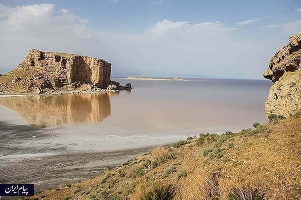 نگرانی جدید برای دریاچه ارومیه؛ انقراض نسل آرتمیا