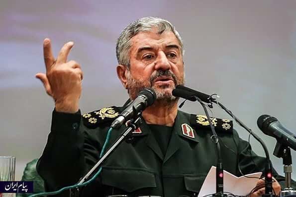فرمانده سپاه: ایران با امریکا مذاکره نمی کند