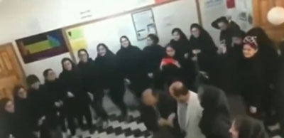 رقص دانش‌آموزان موجب لغو مجوز یک مدرسه شد