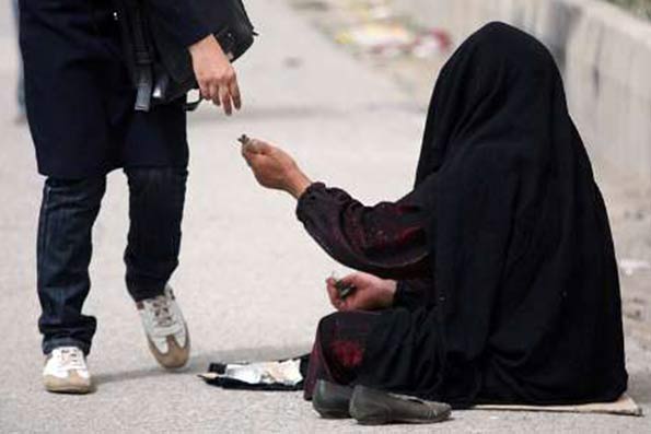 تهرانی‌ها روزانه ۱.۵ میلیارد پول به متکدیان می‌دهند