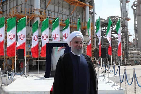 روحانی: دشمنان قادر به توقف ملت ایران نیستند